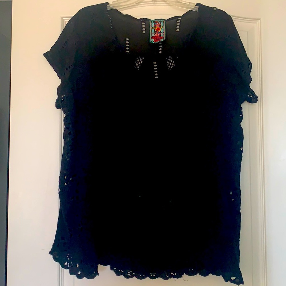 Ladies Casual Top!